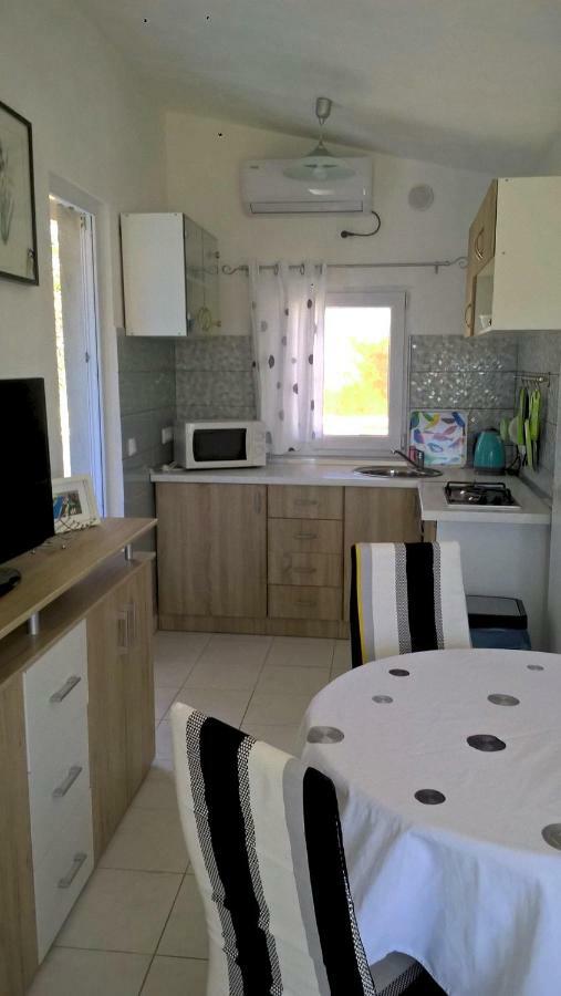 Apartment Kamelia ヴィル エクステリア 写真